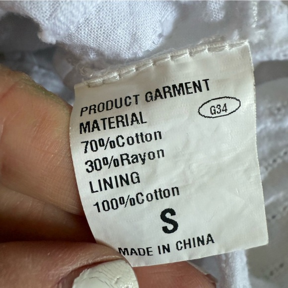 WHITE LONG SLEEVE BUTTON DOWN TOP AND SHORTS TWO PIECE LOUNGE SET / SWIM COVERUP - Picture 11 of 12